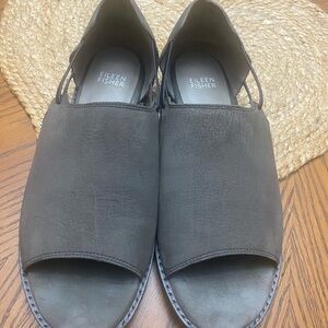 Eileen Fisher Grey Woman’s Peep Toe Flats Shoes